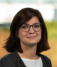 Vanessa Zabehlicky ist Assistentin der Vertriebsleitung.