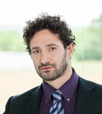 Antonello Rosa ist Verkaufsingenieur.