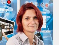 Eveline Fink ist Sachbearbeiterin in der Logistik.