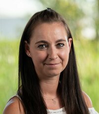 Madelene Dvorak ist Logistikerin.