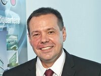 Krzysztof Kawa ist Sachbearbeiter in der Logistik.