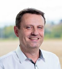 Petr Rocek ist Verkaufsingenieur.