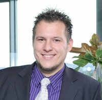 Borut Jamsek ist Verkaufsingenieur.