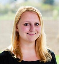 Katharina Stummer ist Ihre Ansprechpartnerin in der Abteilung Auftragsbearbeitung.